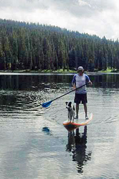 Wuki paddleboarding